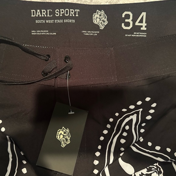 Darc Sport Stage Shorts bodybuilding shorts 17 inch length 34 waist NWT Paisley - Picture 3 of 3